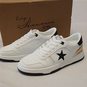 Vintage Havana White Sneakers with Black Accent